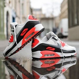 Nike Air Max 90 Infrared GORE-TEX | 10.5 Men’s